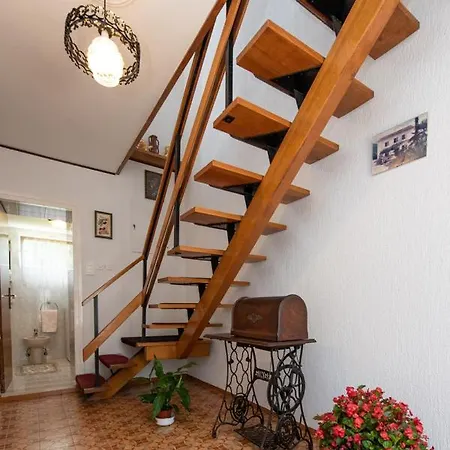 Vacation Home, Klaudia In Kraj, Near Opatija Holiday home *
