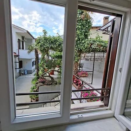 Prázdninový dům Vacation Home, Klaudia In Kraj, Near Opatija